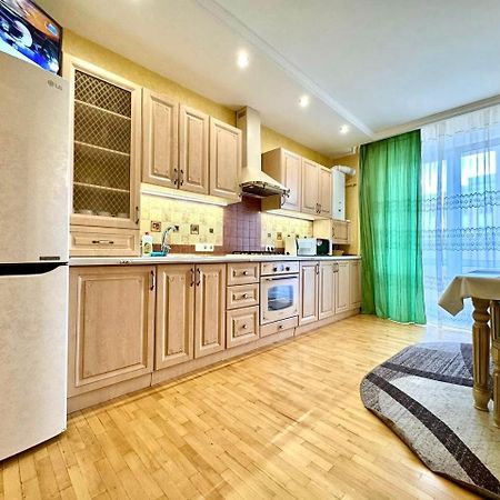 Apartpoltava Вишукані Просторі Апартаменти, Аграрний Університет, Звітна Документація Dış mekan fotoğraf