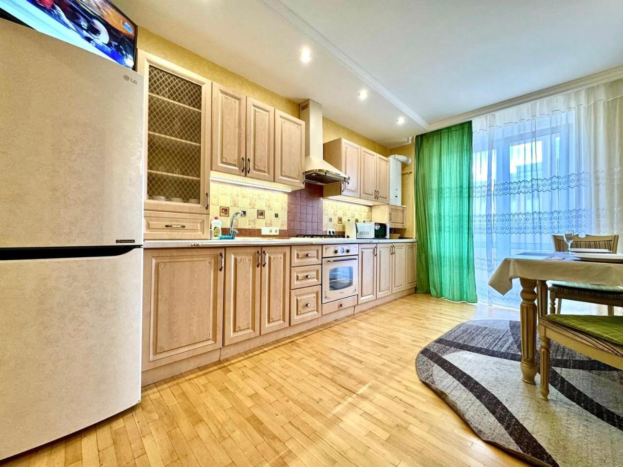 Apartpoltava Вишукані Просторі Апартаменти, Аграрний Університет, Звітна Документація Dış mekan fotoğraf